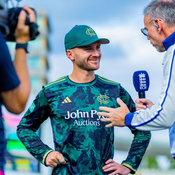 2025 Notts Outlaws l/s T20 Replica Shirt